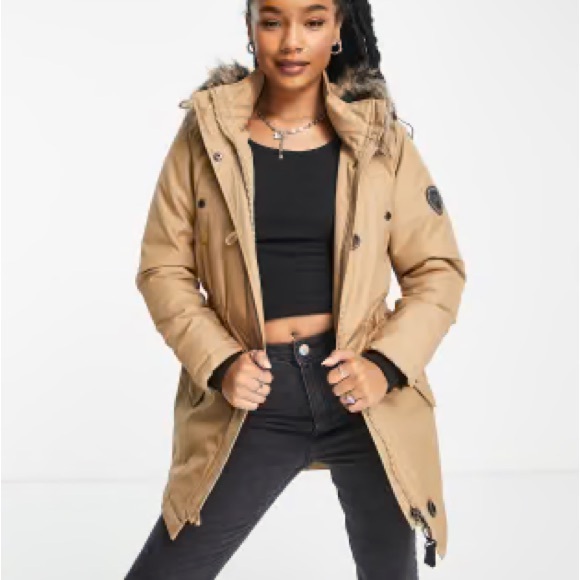 Cute ONLY Tan Winter Jacket with Removable Fur Trim - Picture 2 of 7